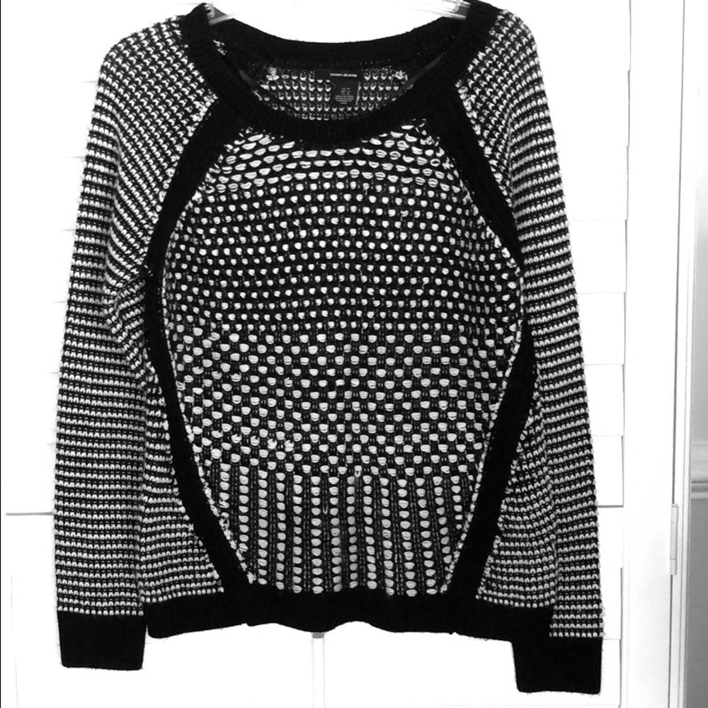 DKNY JEANS Sweater US sz M new without tags